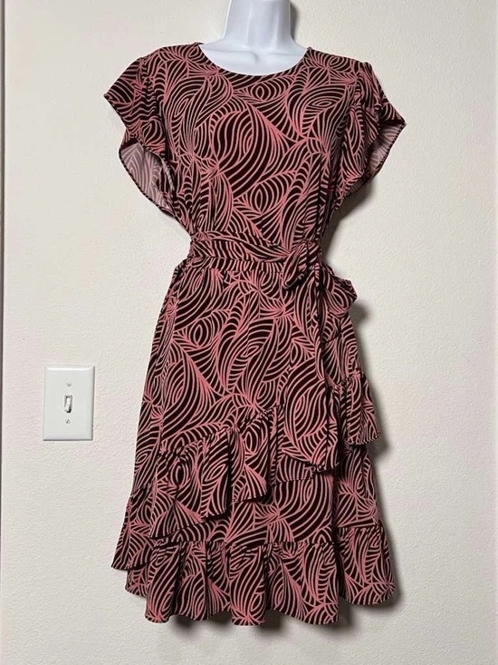 Michael Kors Dresses & Skirts - NWOT MICHAEL KORS Elegant Patterned Dress, Ruffles, Cap Sleeves w/Belt